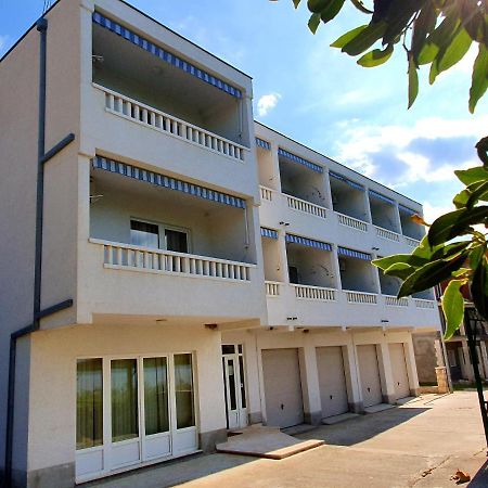 Villa Dvor Apartments Omiš Εξωτερικό φωτογραφία
