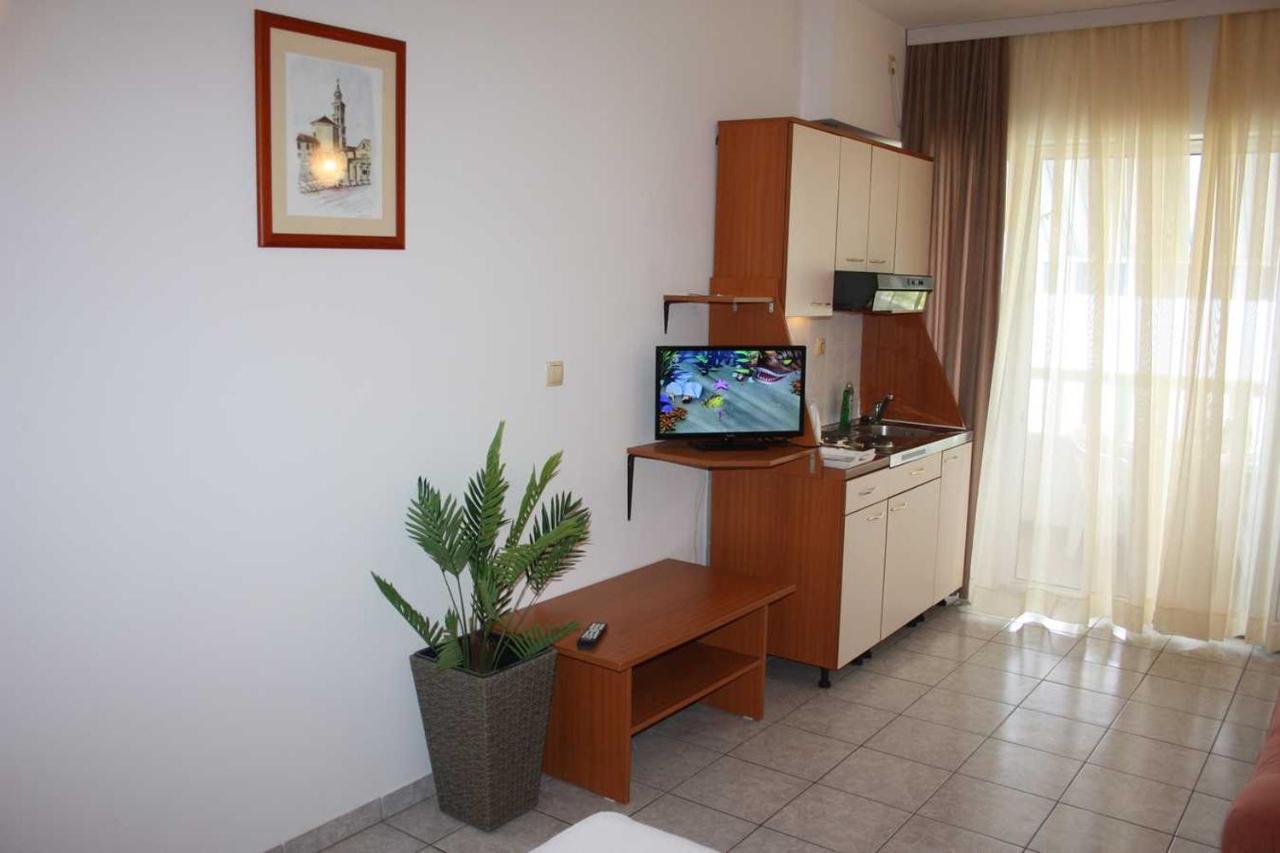 Villa Dvor Apartments Omiš Εξωτερικό φωτογραφία